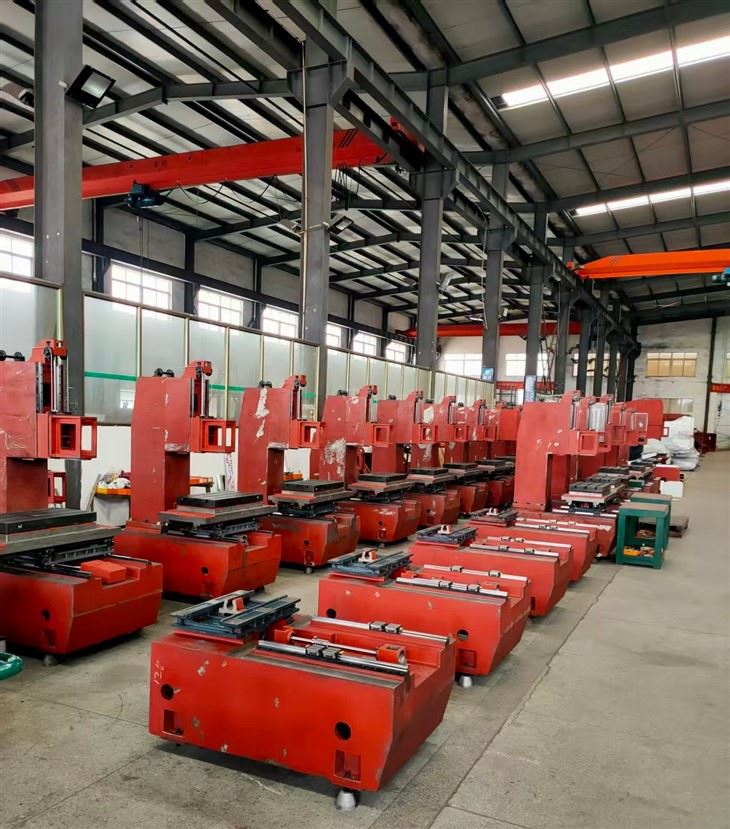 Precision CNC Die Sinker EDM Machine suppliers